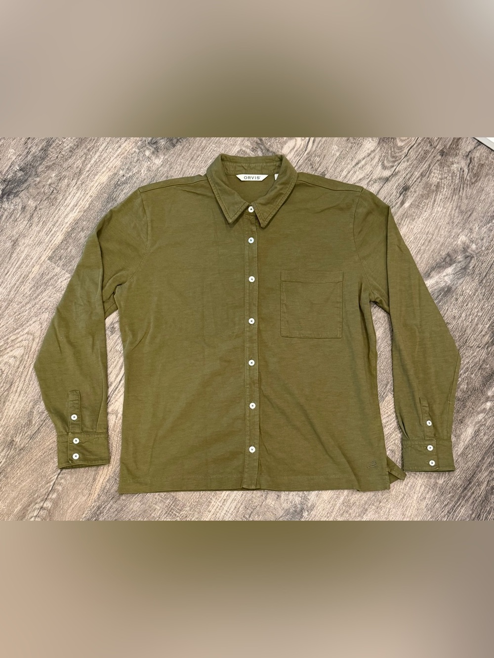 Orvis Women’s Large Olive Green Button Up Shirt Long Sleeve Made in Peru